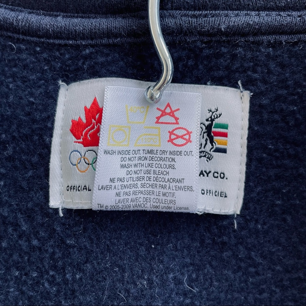 HBC Hudson’s Bay Co CANADA 2010 Winter Olympics Official Girls Cotton Hoodie - Picture 8 of 8